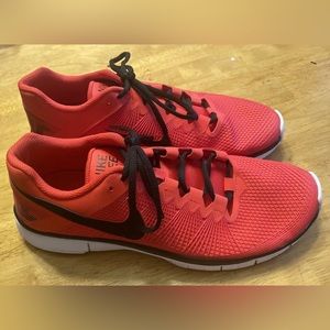 Nike Free Trainer 3.0 - Women’s Shoe - Size 11 - 553684-601 Pimento Black White